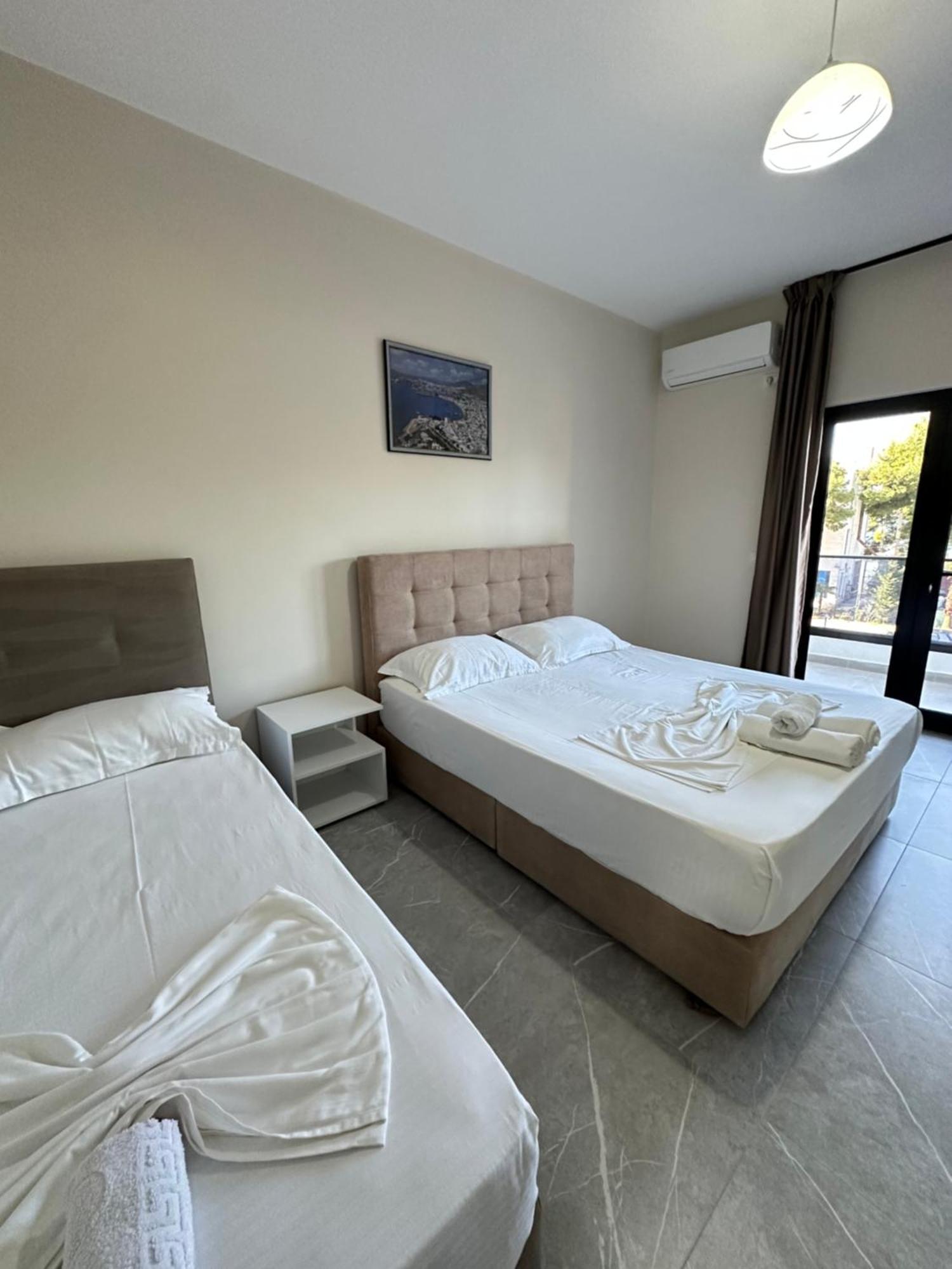 Molla Hotel Restorant Shengjin Luaran gambar