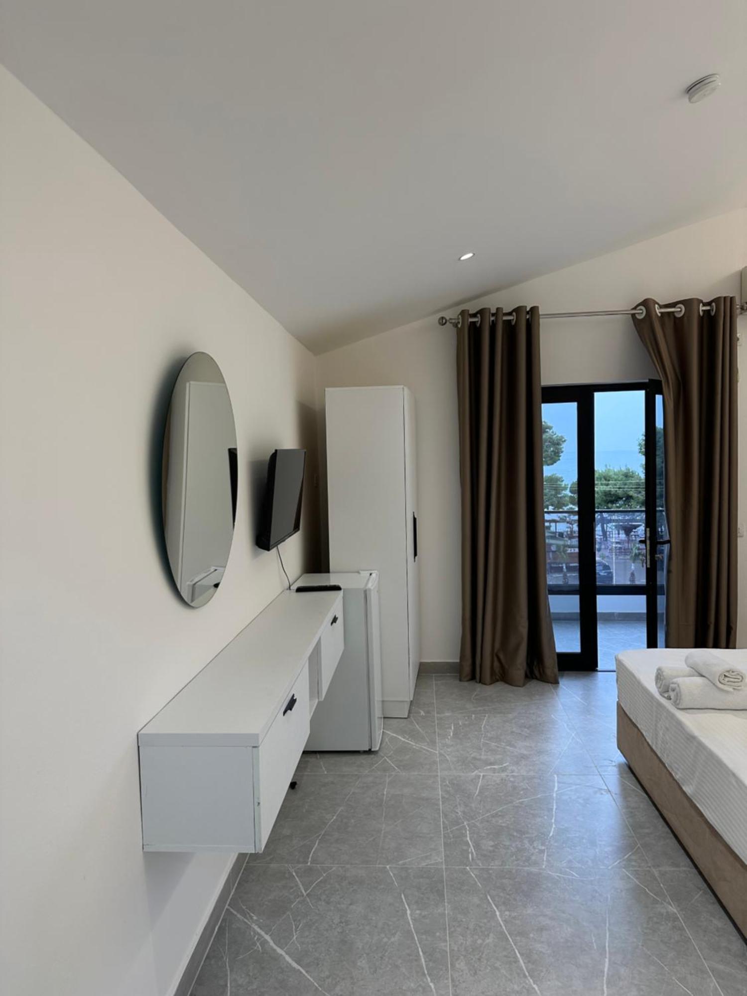 Molla Hotel Restorant Shengjin Luaran gambar