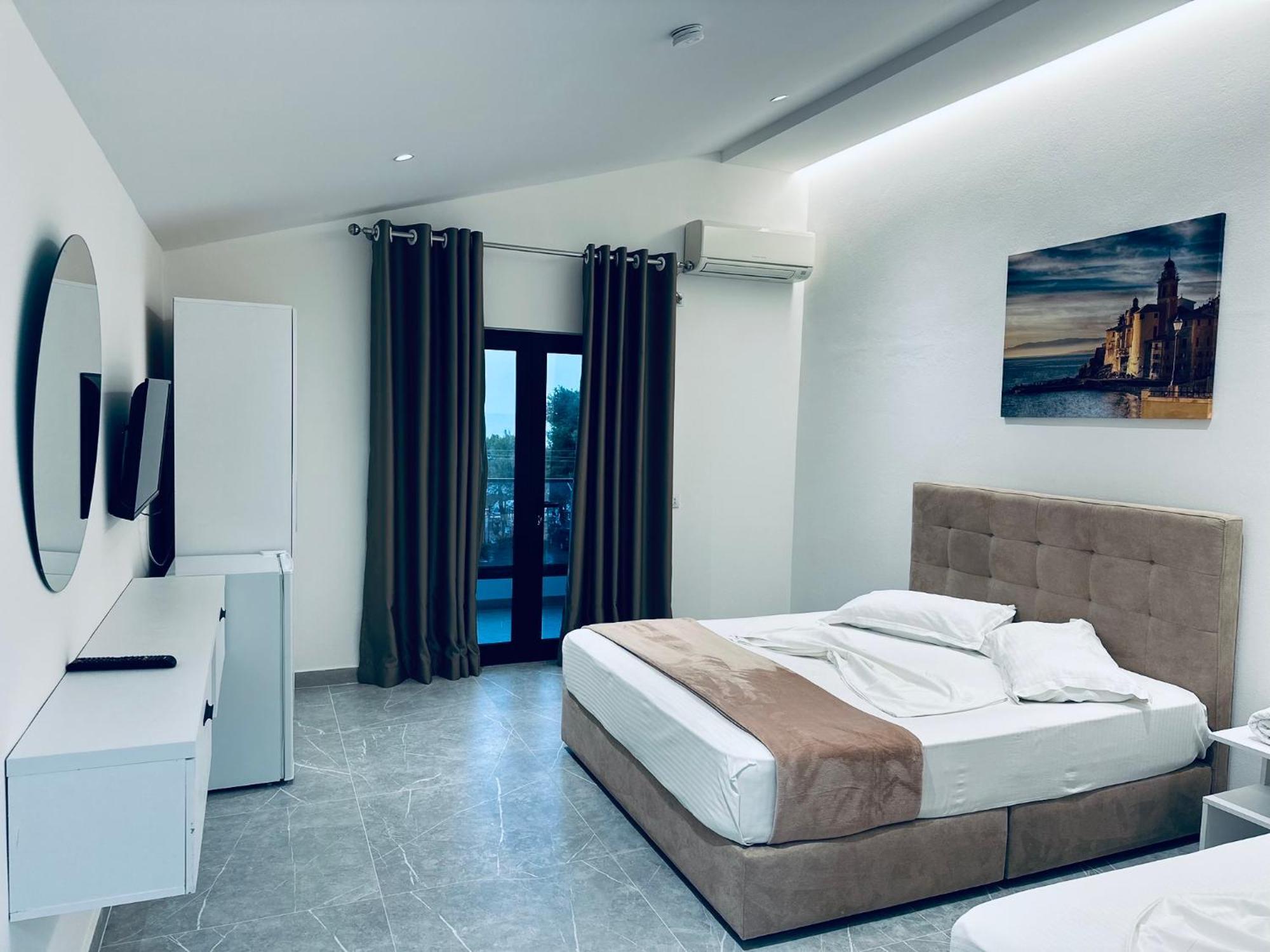Molla Hotel Restorant Shengjin Luaran gambar
