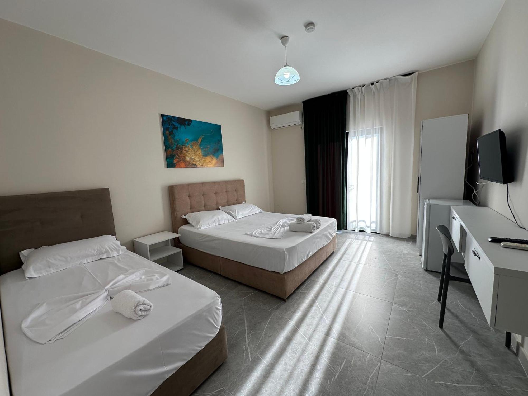 Molla Hotel Restorant Shengjin Luaran gambar