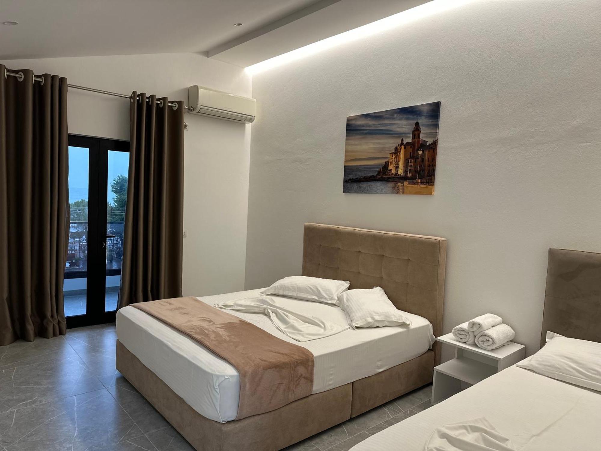 Molla Hotel Restorant Shengjin Luaran gambar